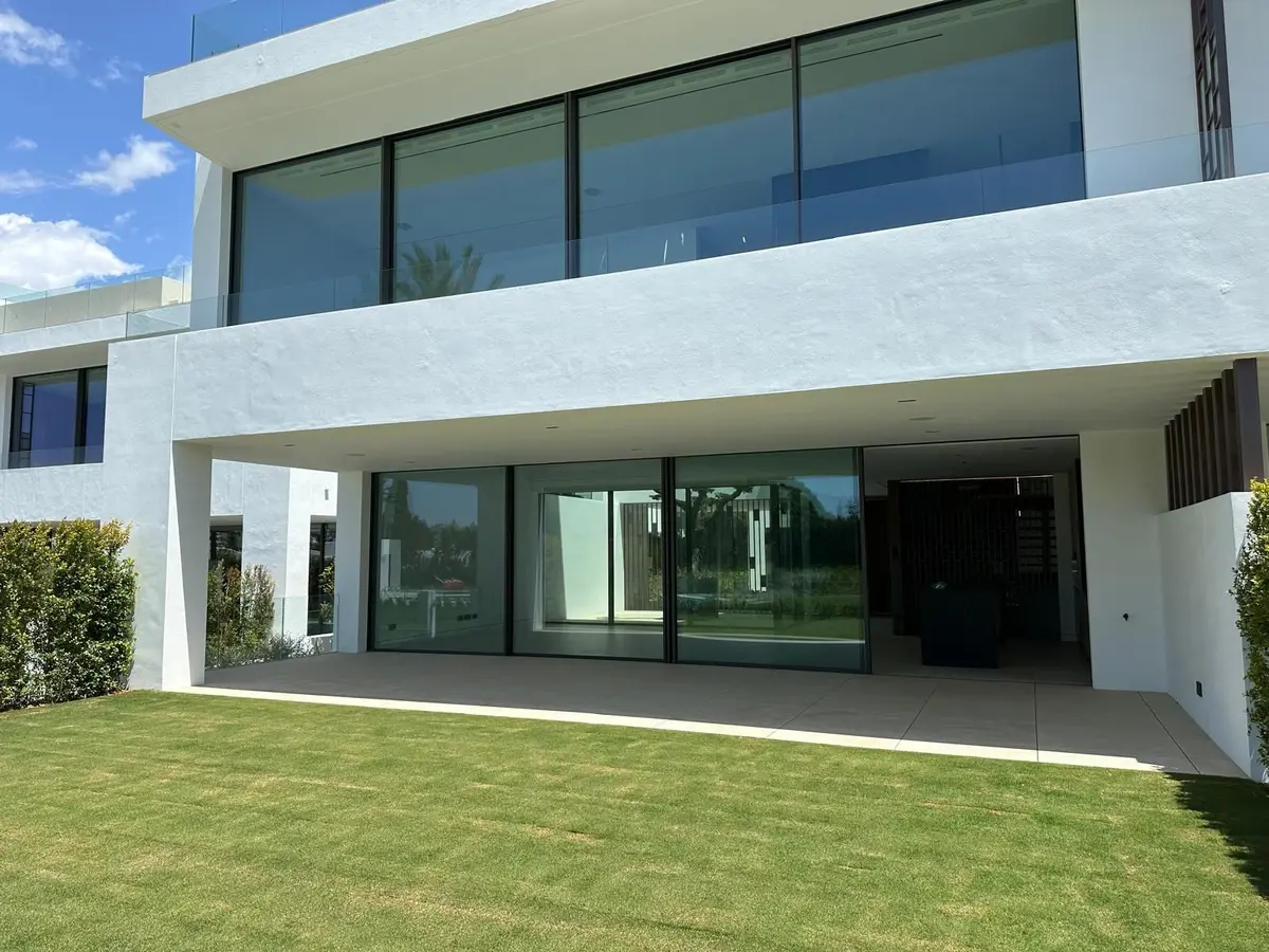 Semi-Detached House in Puerto Banús