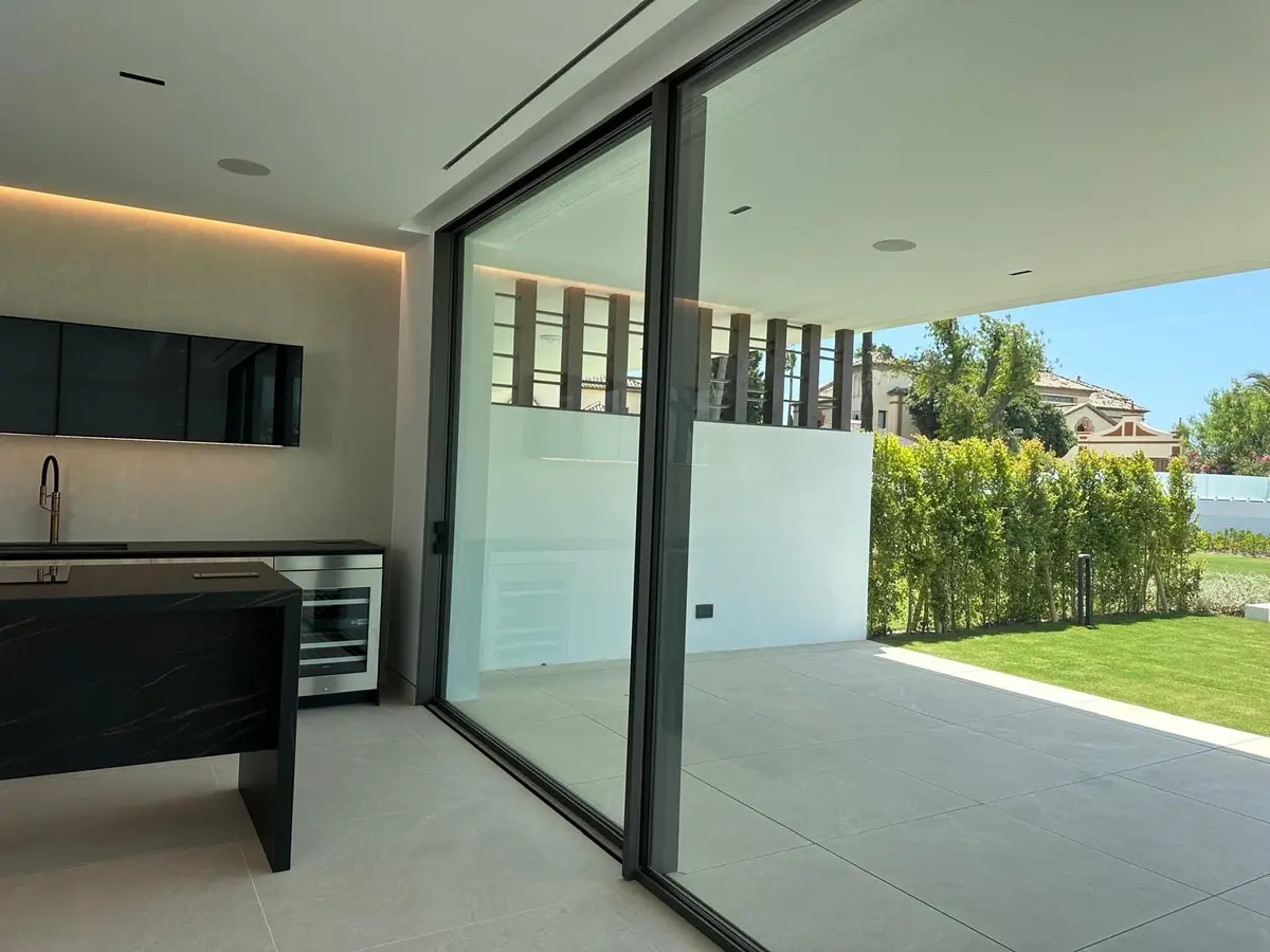 Semi-Detached House in Puerto Banús