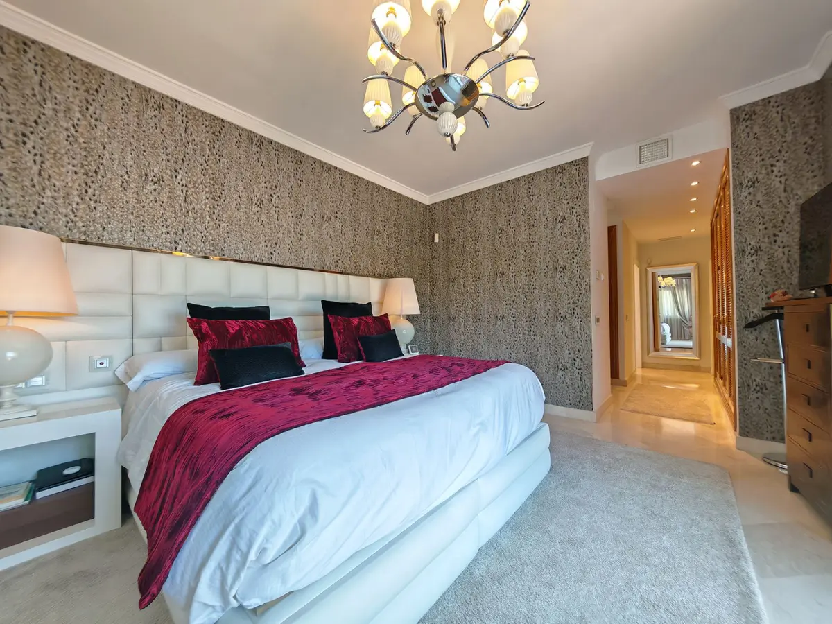 Detached Villa in Elviria