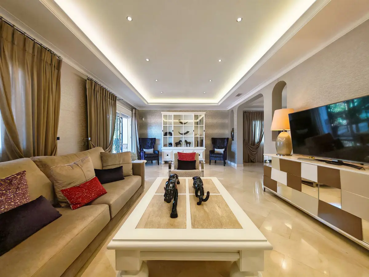 Detached Villa in Elviria