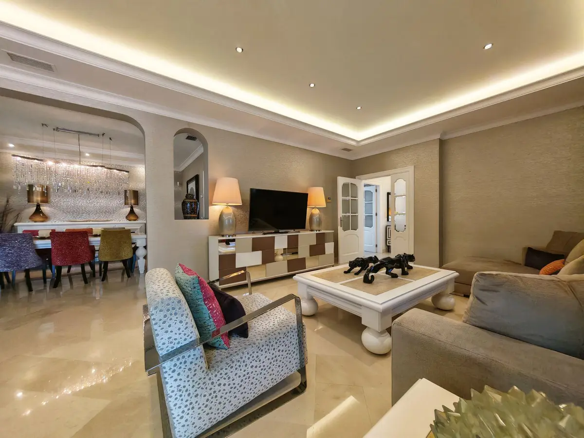 Detached Villa in Elviria