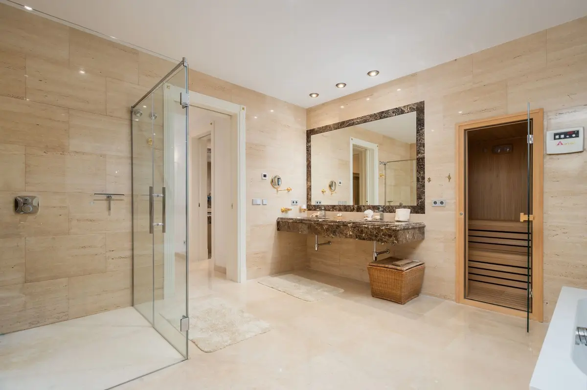 Detached Villa in Guadalmina Baja