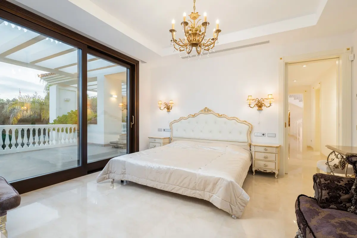 Detached Villa in Guadalmina Baja