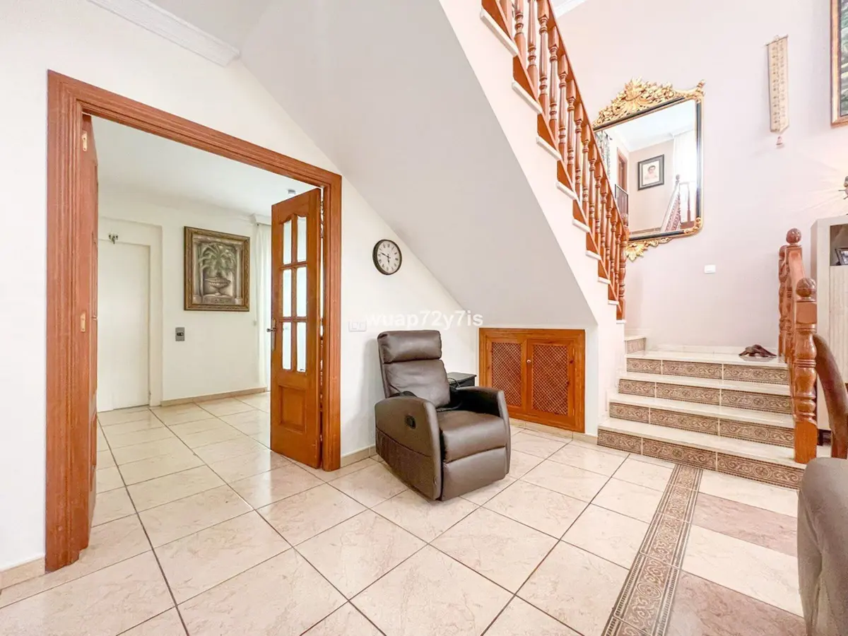 Semi-Detached House in Estepona