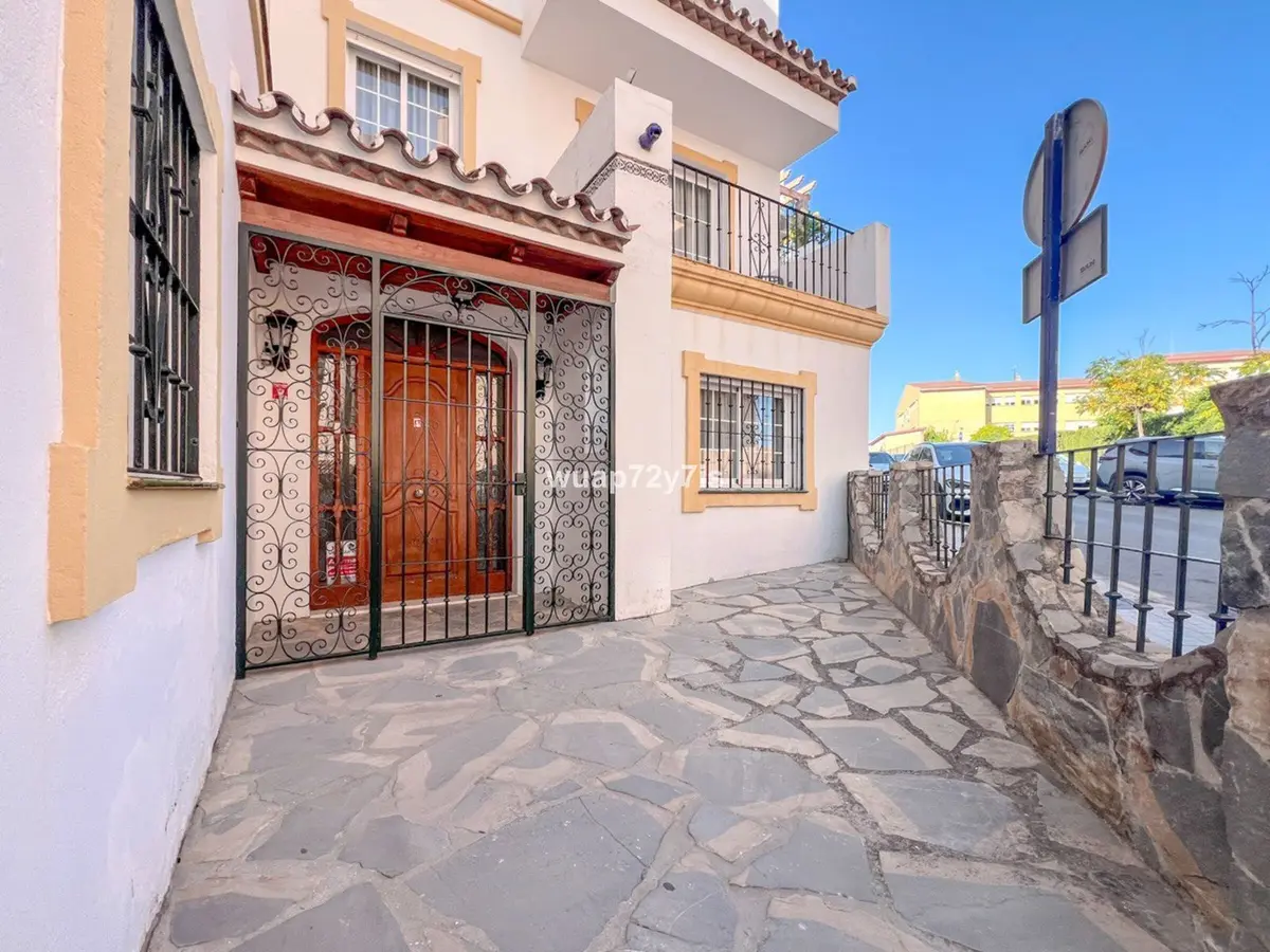 Semi-Detached House in Estepona