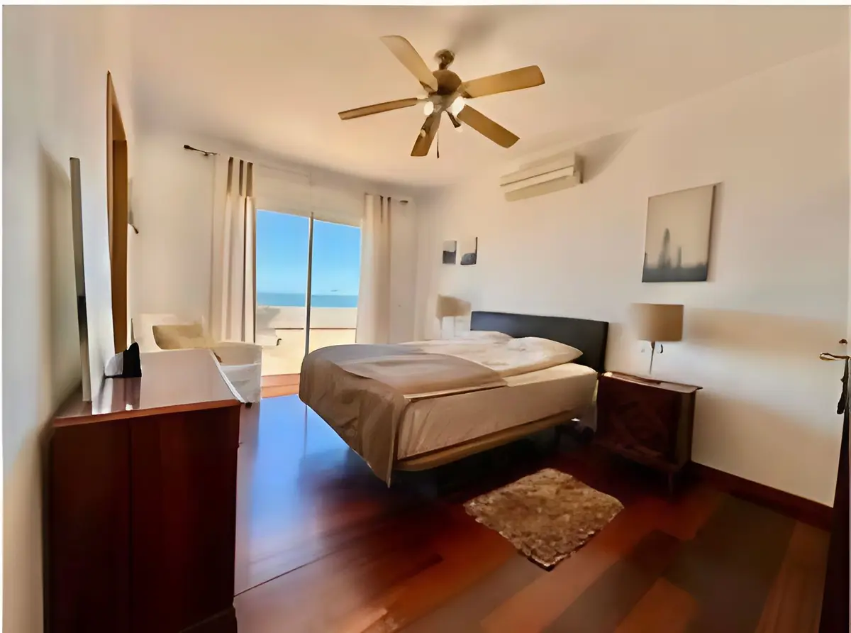 Detached Villa in Estepona