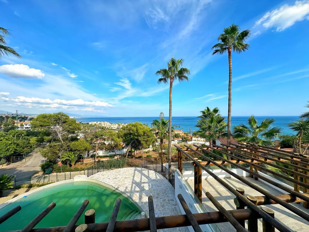 Detached Villa in Estepona