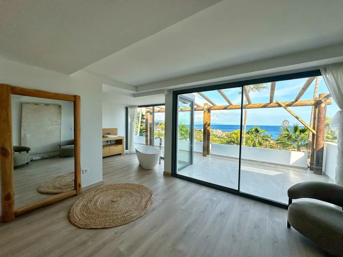 Detached Villa in Estepona