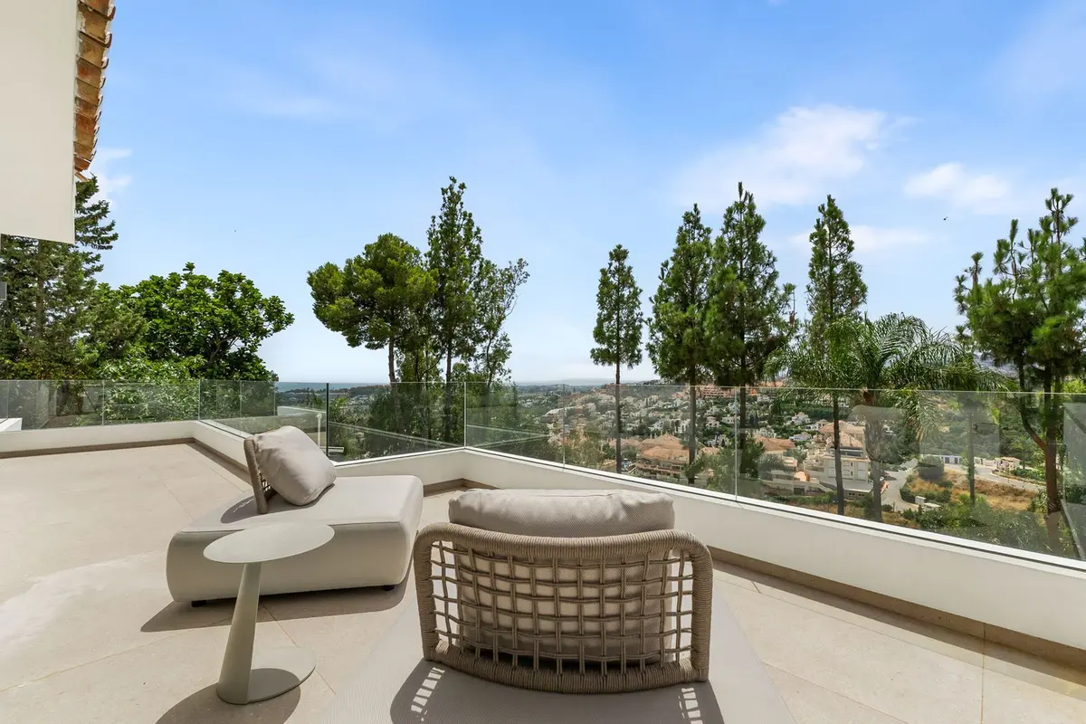 Detached Villa in Nueva Andalucía
