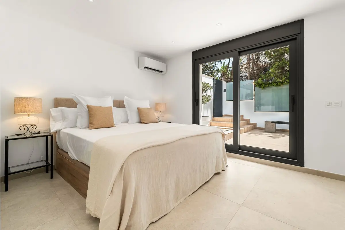 Detached Villa in Nueva Andalucía