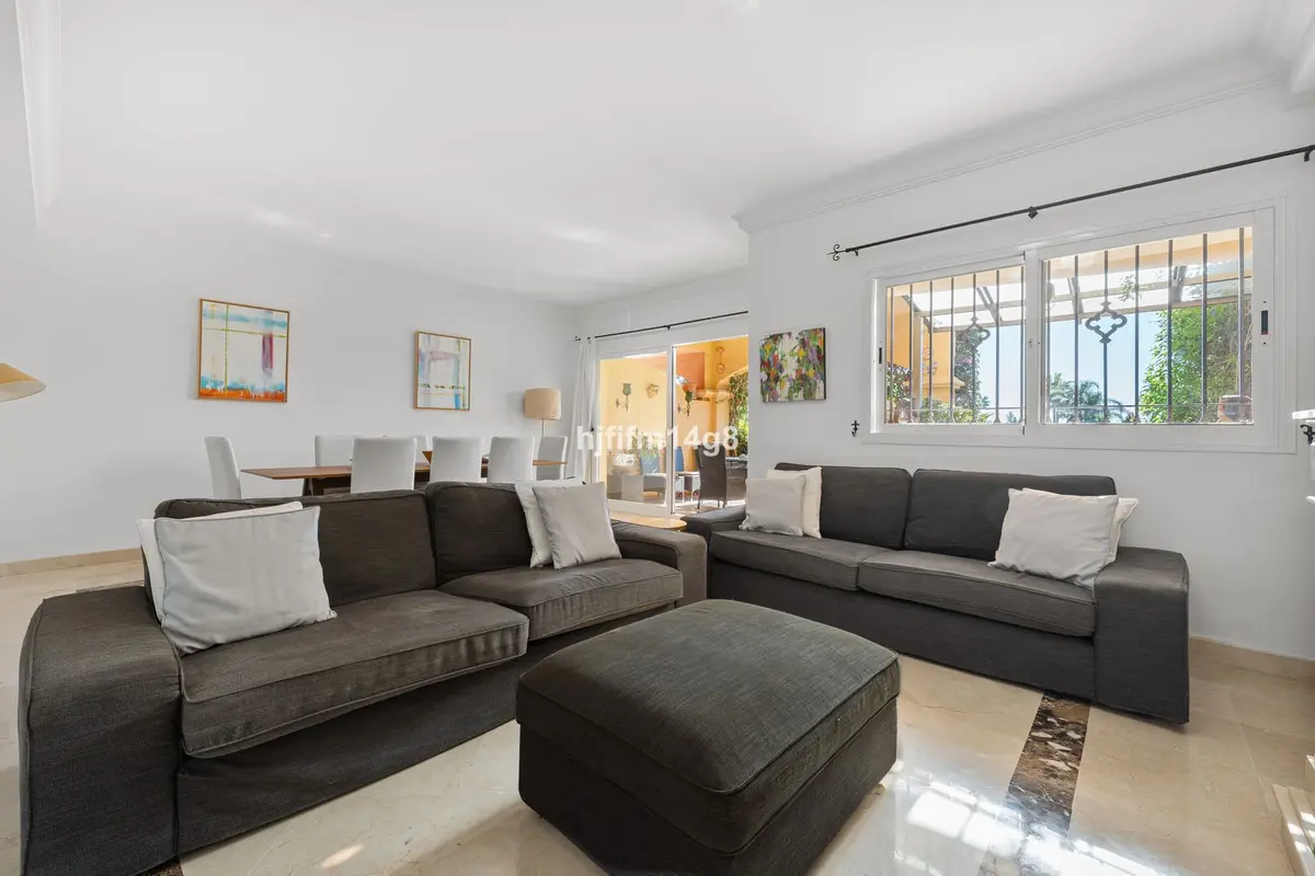 Townhouse in Nueva Andalucía