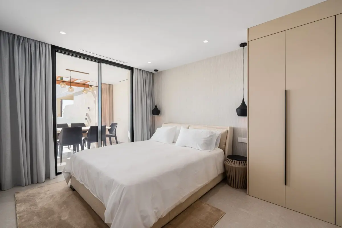 Middle Floor Apartment in Nueva Andalucía