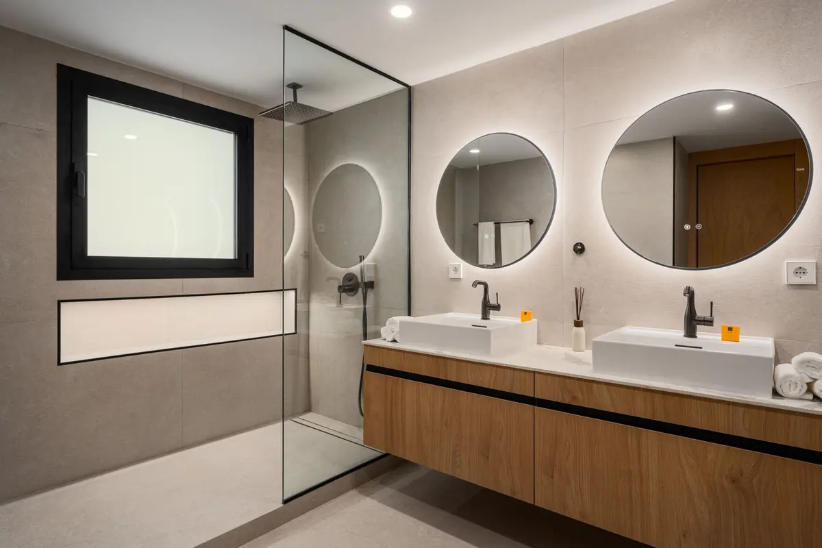 Middle Floor Apartment in Nueva Andalucía
