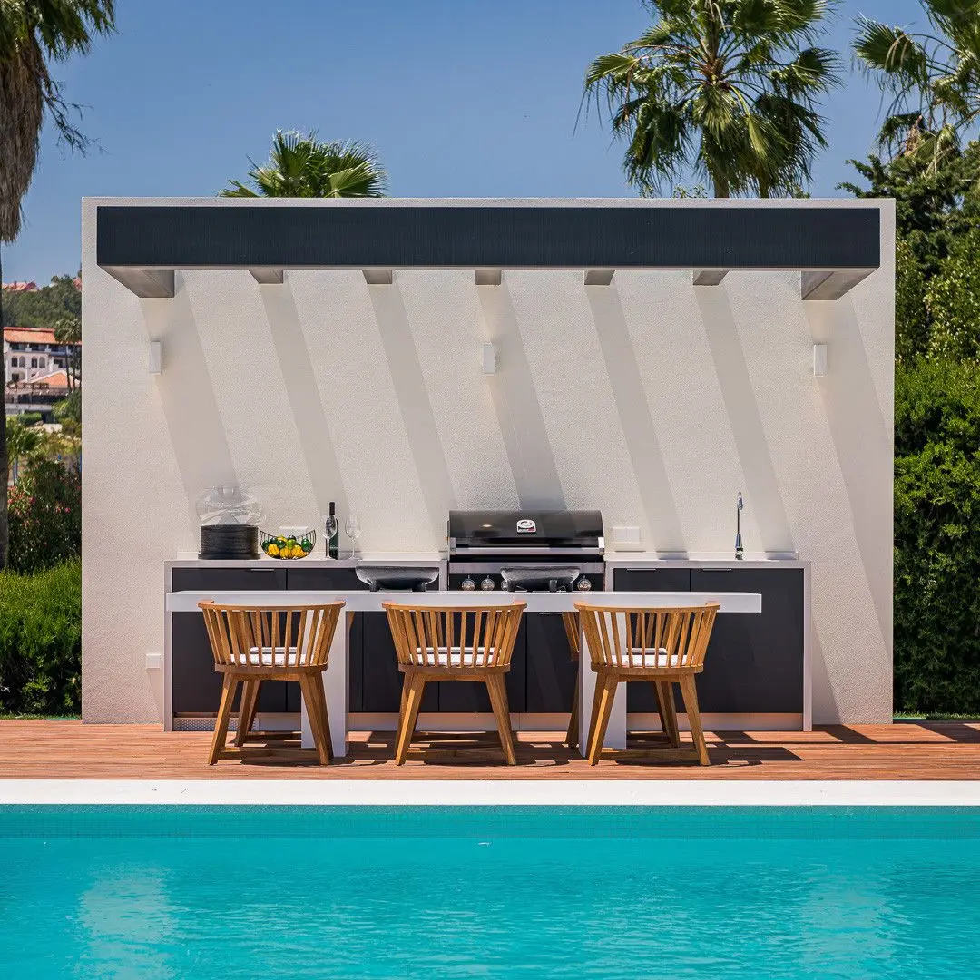 Detached Villa in Nueva Andalucía