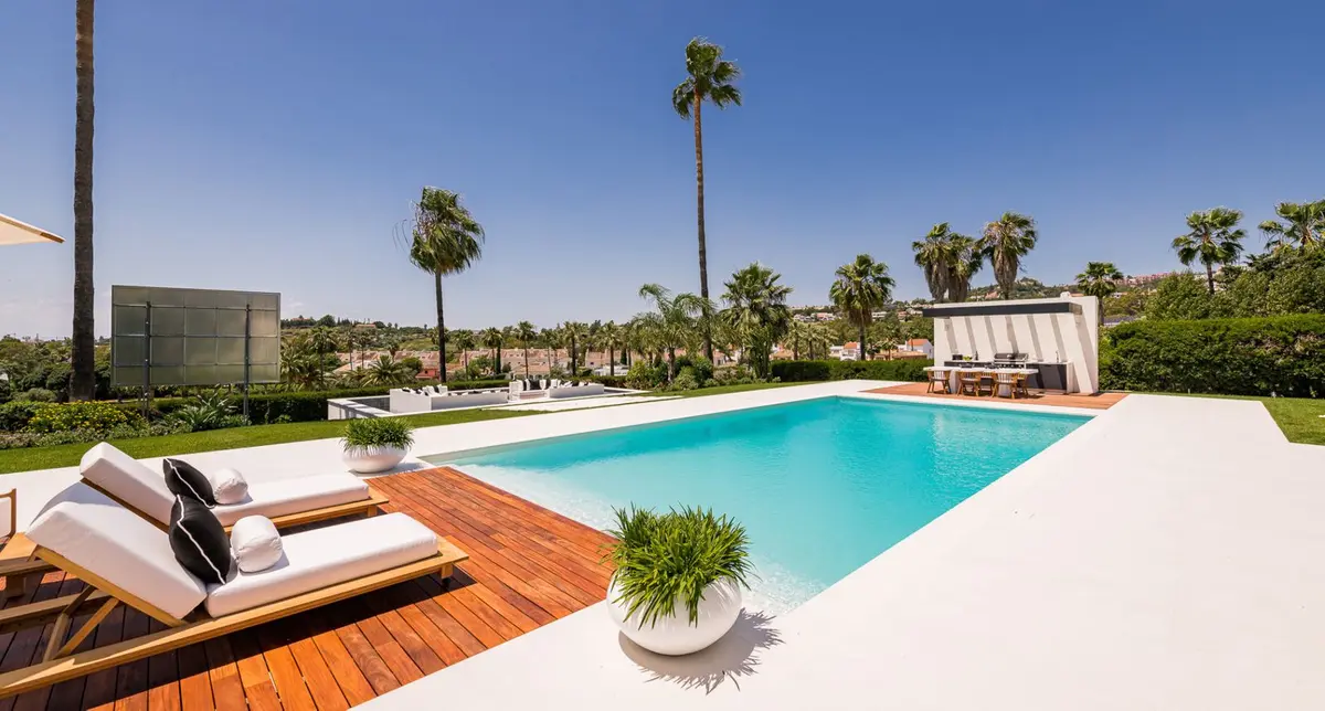 Detached Villa in Nueva Andalucía