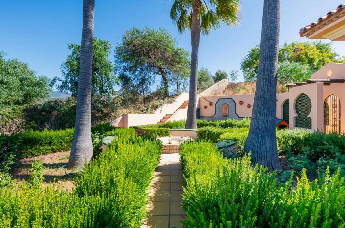 Finca - Cortijo in Estepona