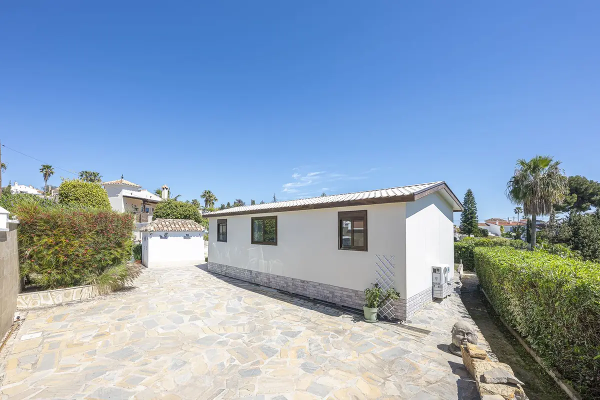 Detached Villa in Estepona