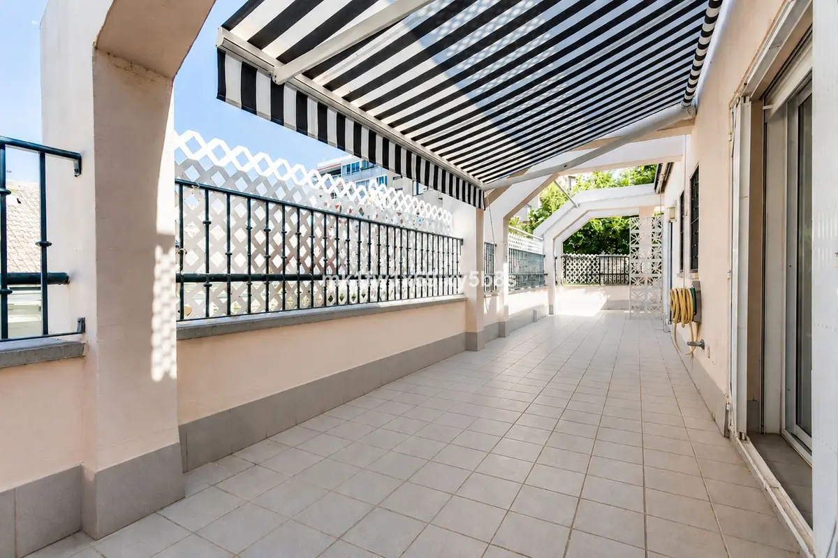 Middle Floor Apartment in Marbella