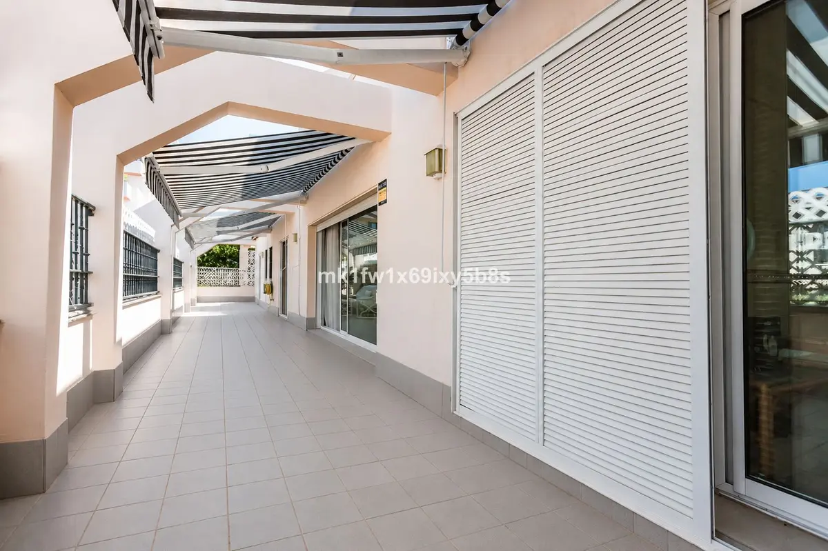Middle Floor Apartment in Marbella