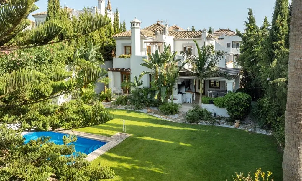 Detached Villa in Estepona
