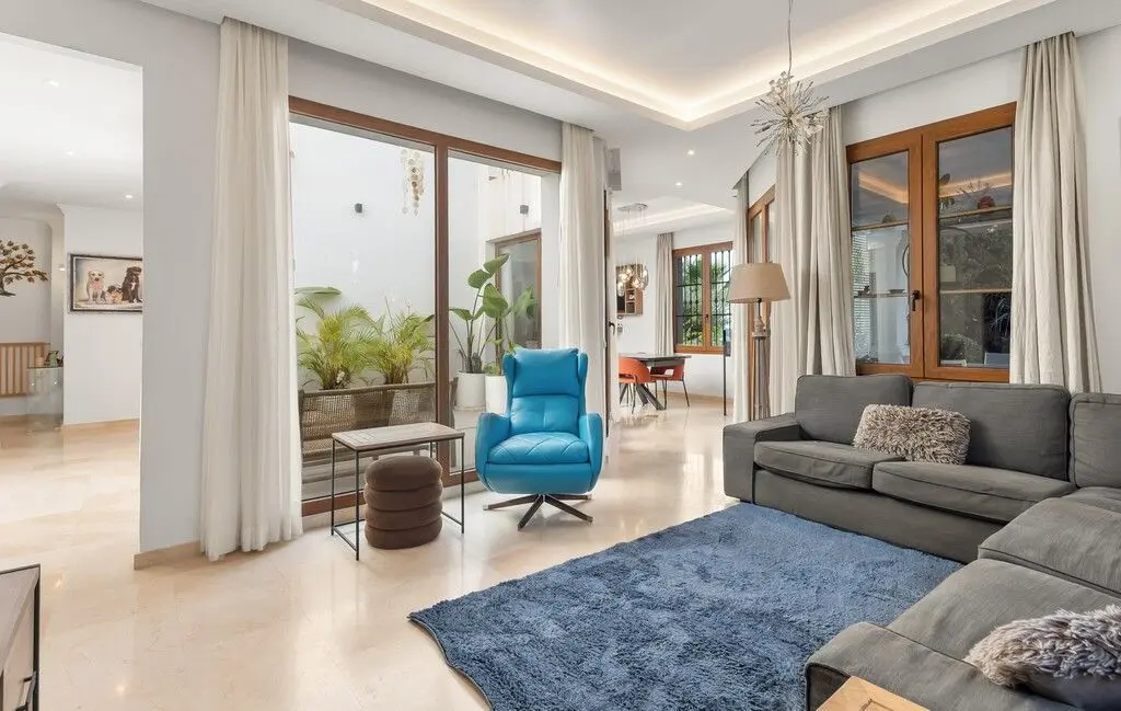 Detached Villa in Estepona