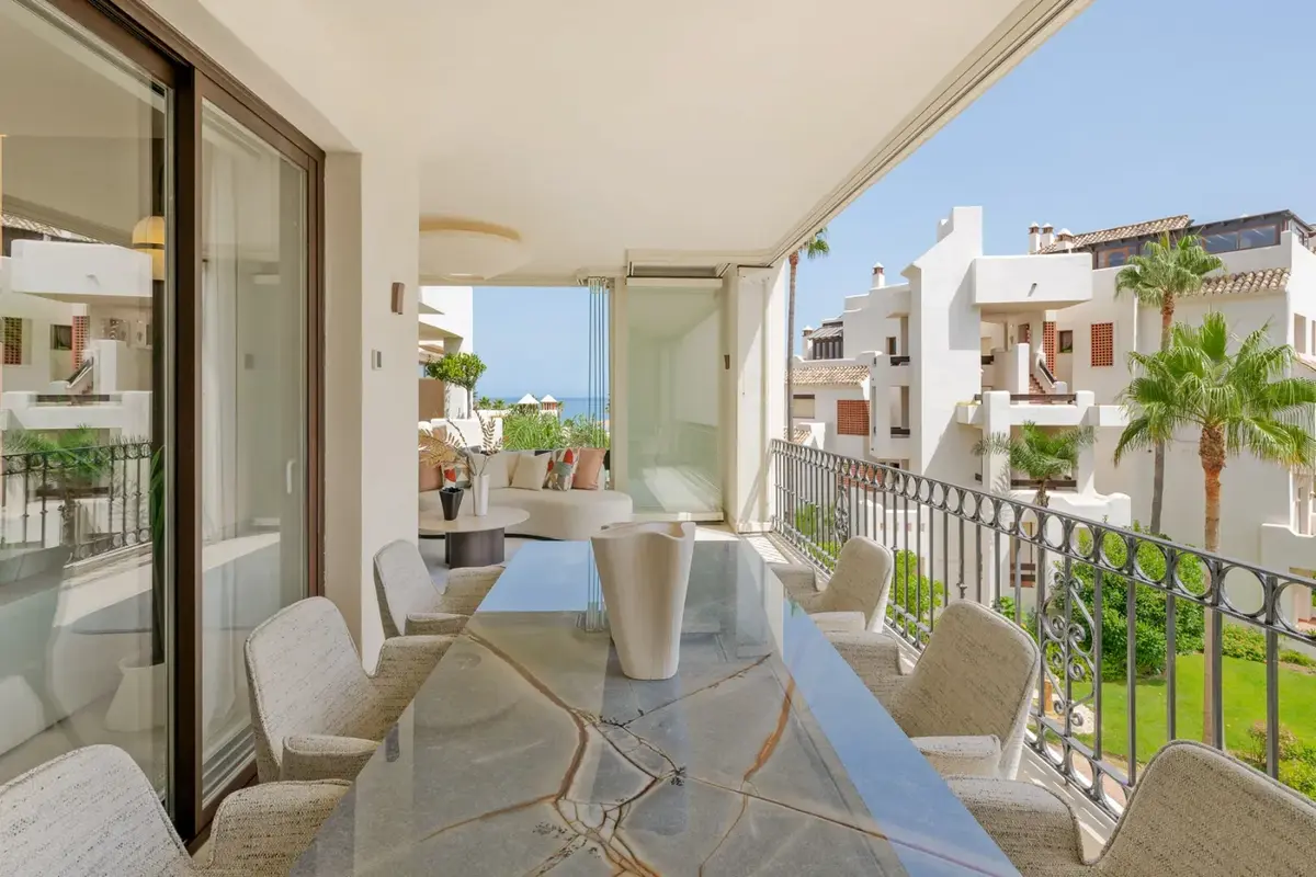 Middle Floor Apartment in Estepona