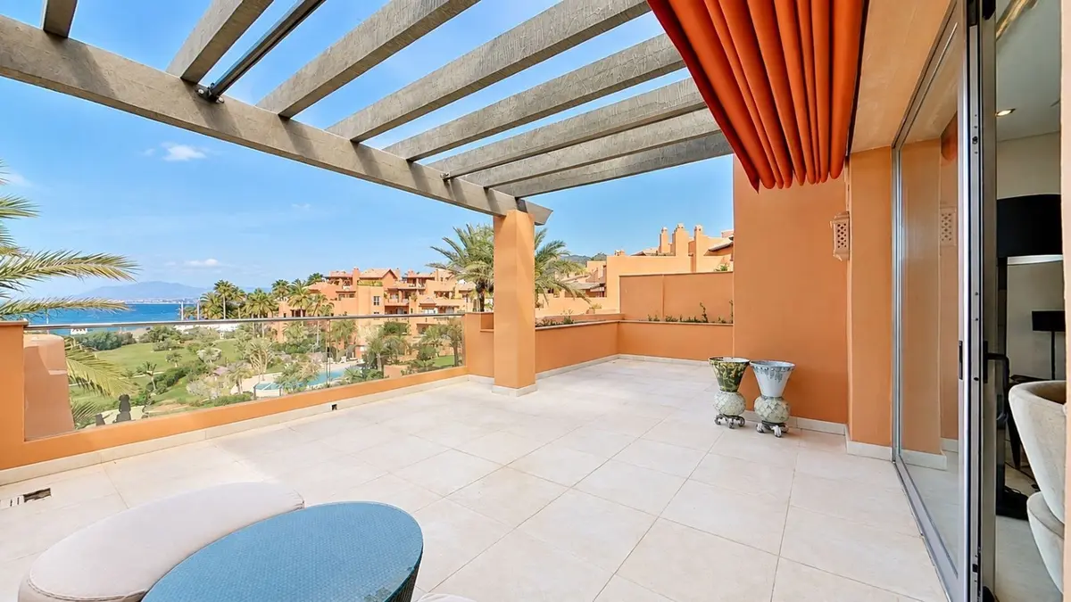 Penthouse in Los Monteros
