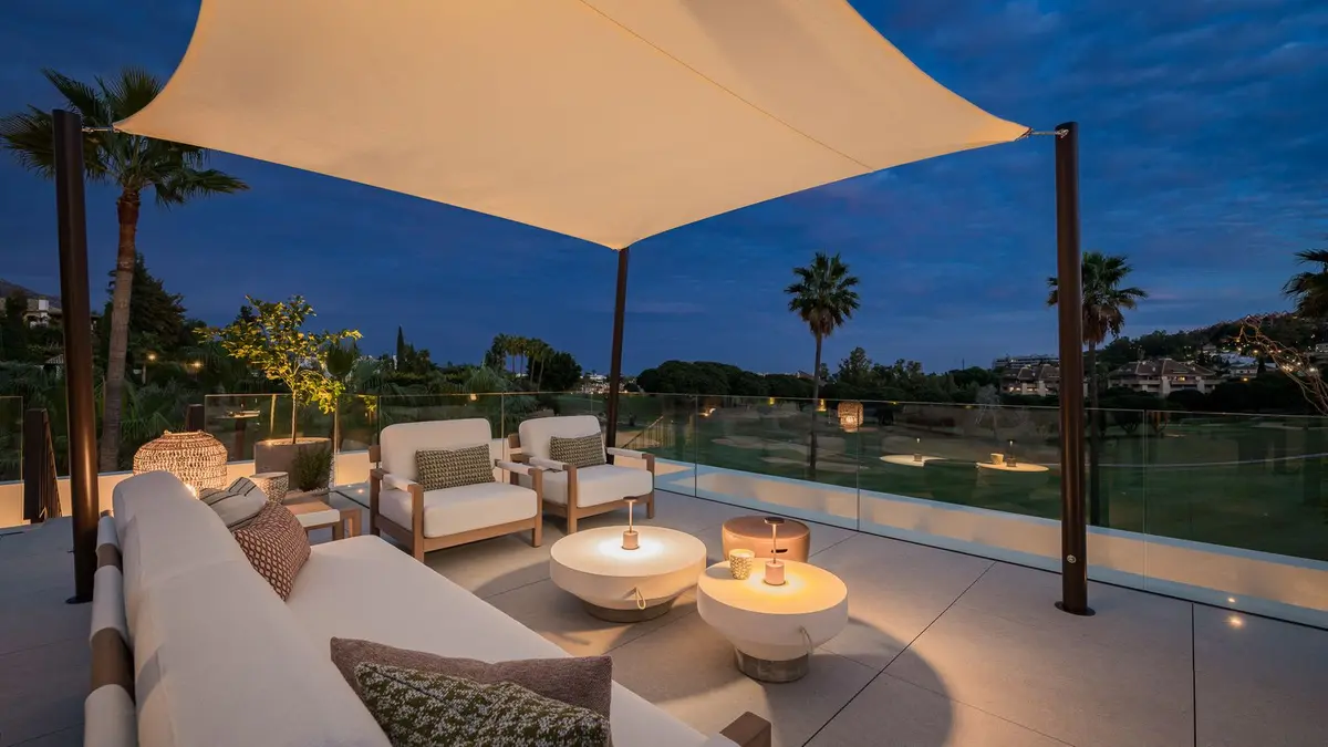 Detached Villa in Nueva Andalucía