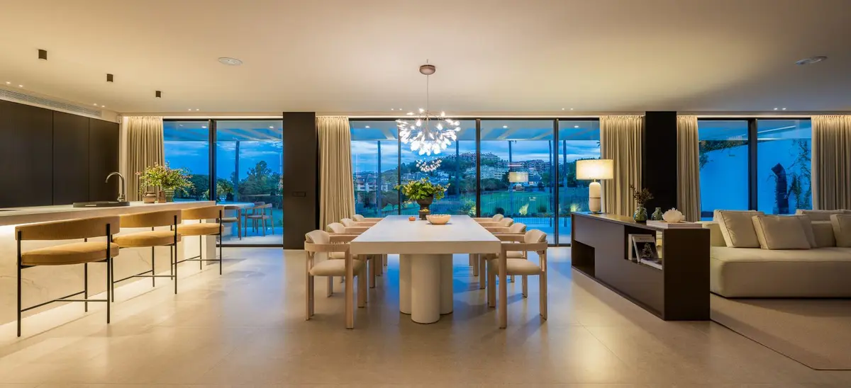 Detached Villa in Nueva Andalucía