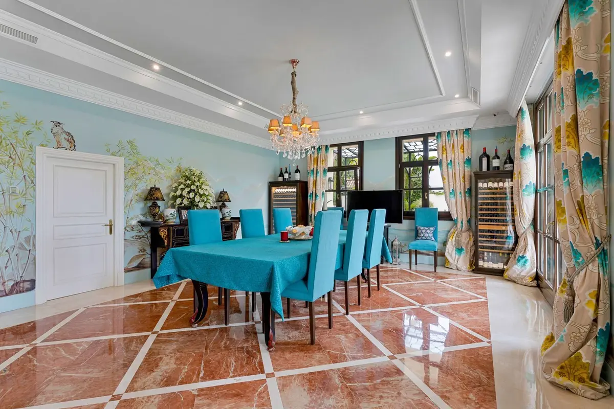 Detached Villa in Guadalmina Baja