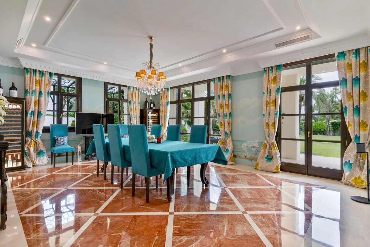 Detached Villa in Guadalmina Baja