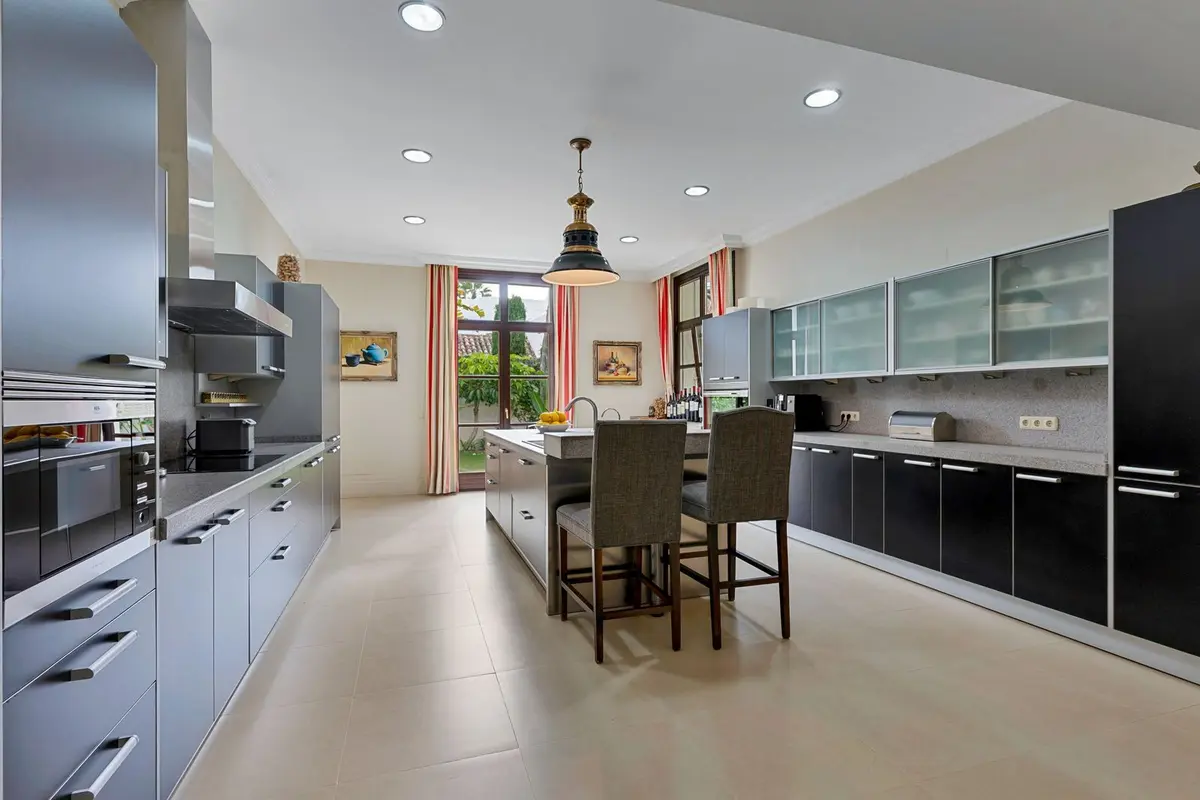 Detached Villa in Guadalmina Baja