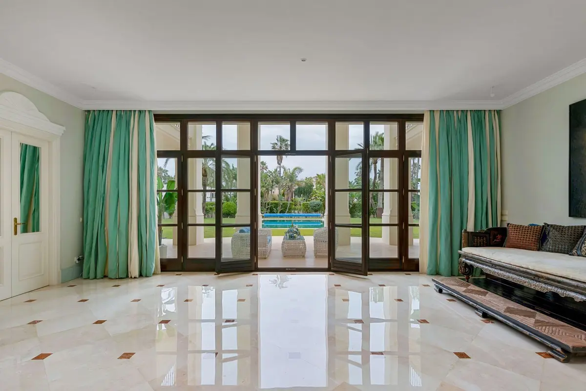 Detached Villa in Guadalmina Baja