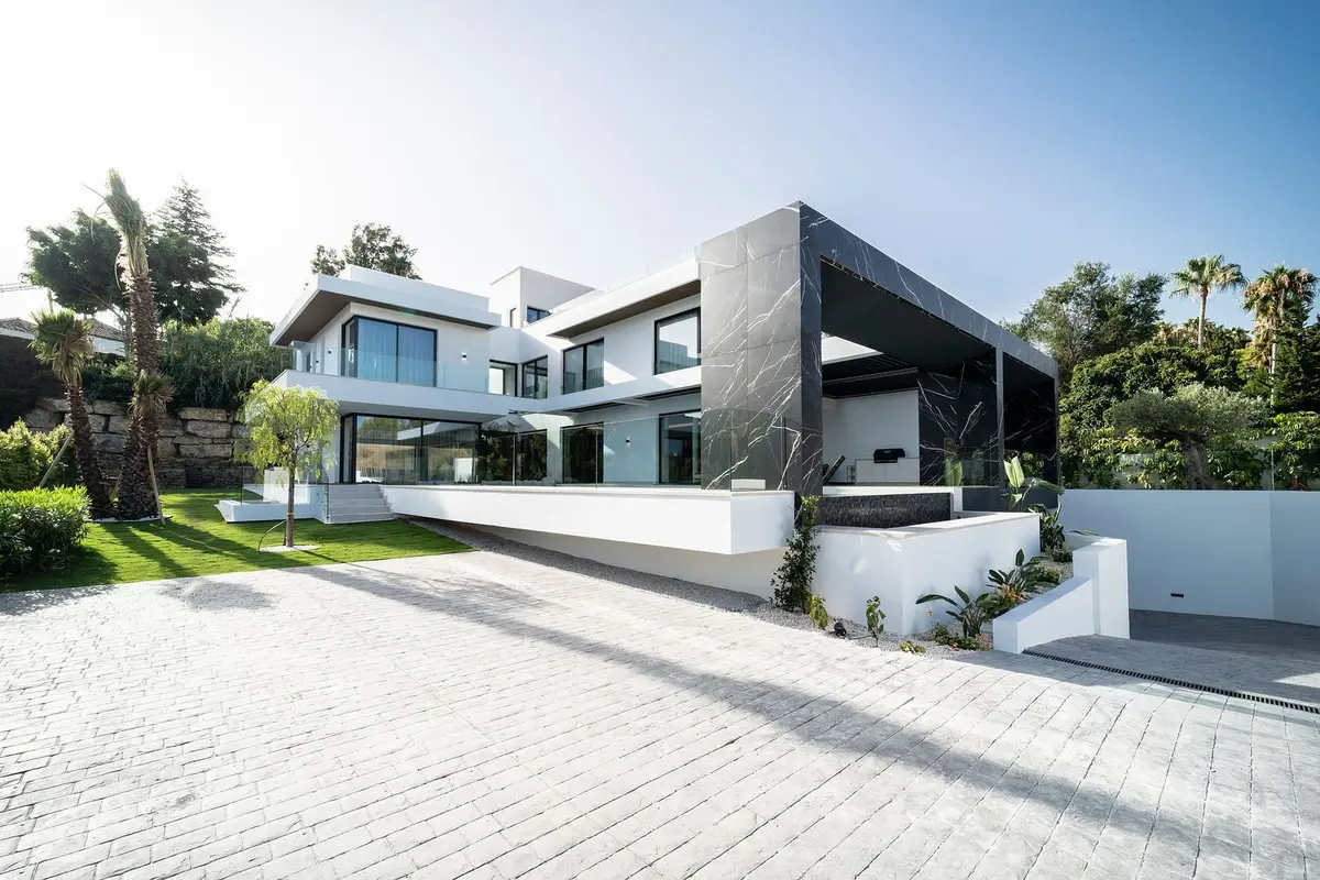 Detached Villa in El Paraiso