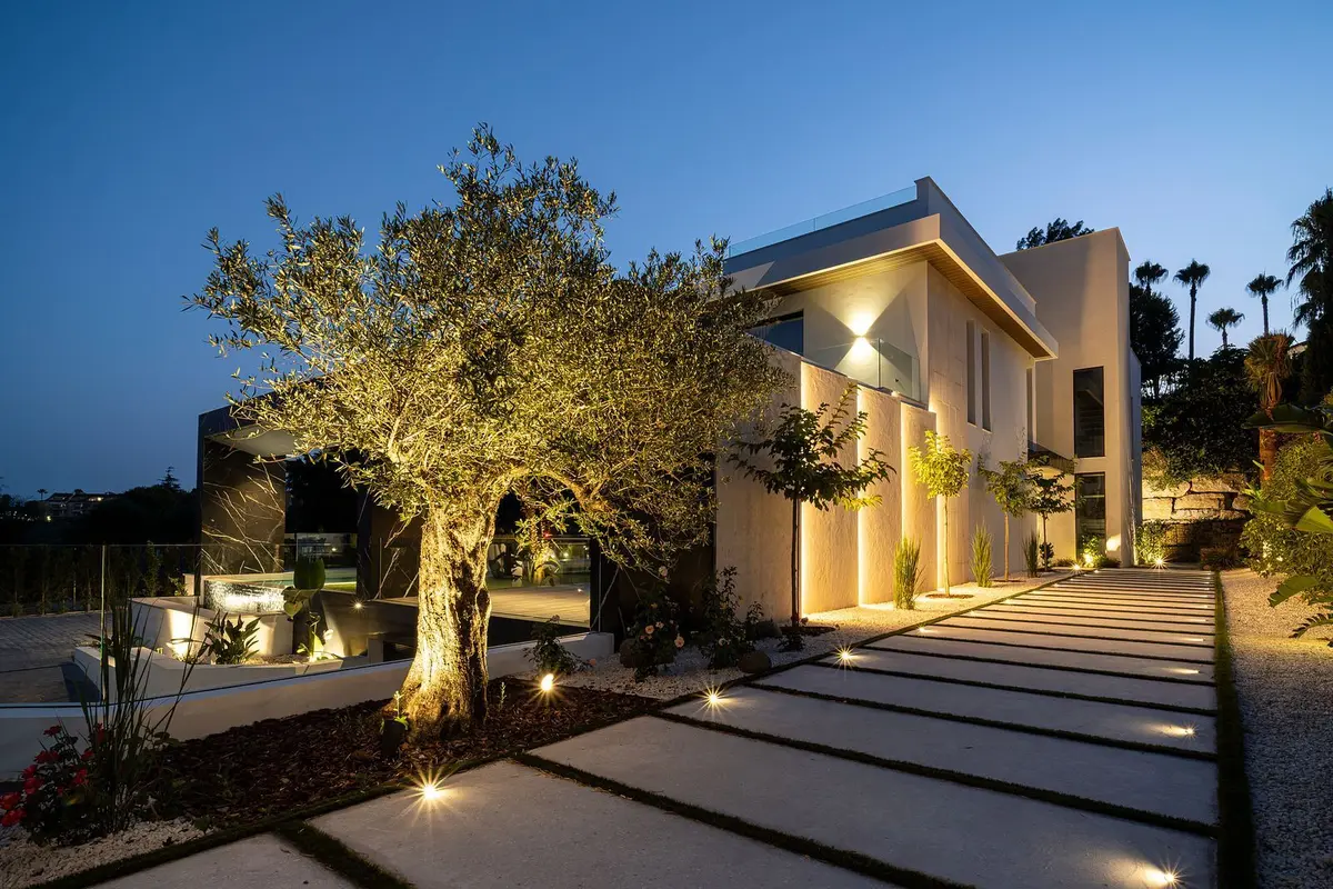 Detached Villa in El Paraiso