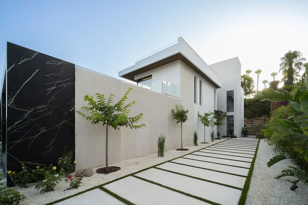 Detached Villa in El Paraiso