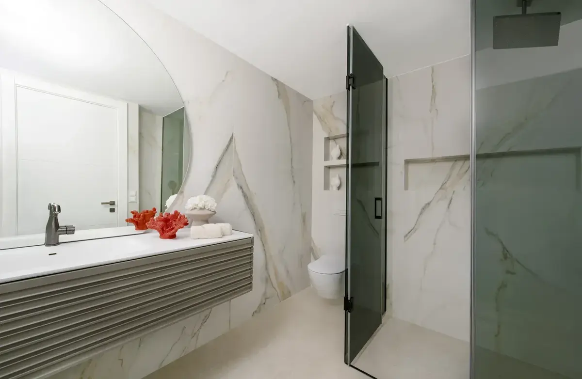Middle Floor Apartment in Estepona