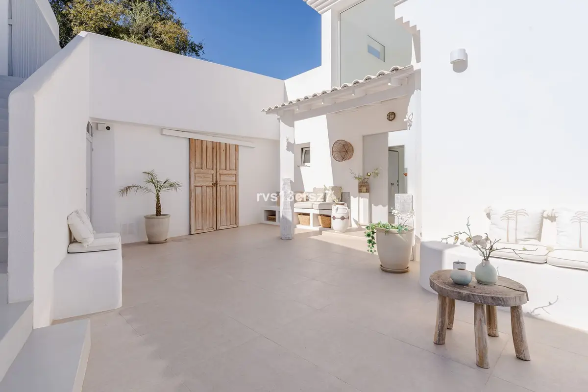 Detached Villa in El Rosario