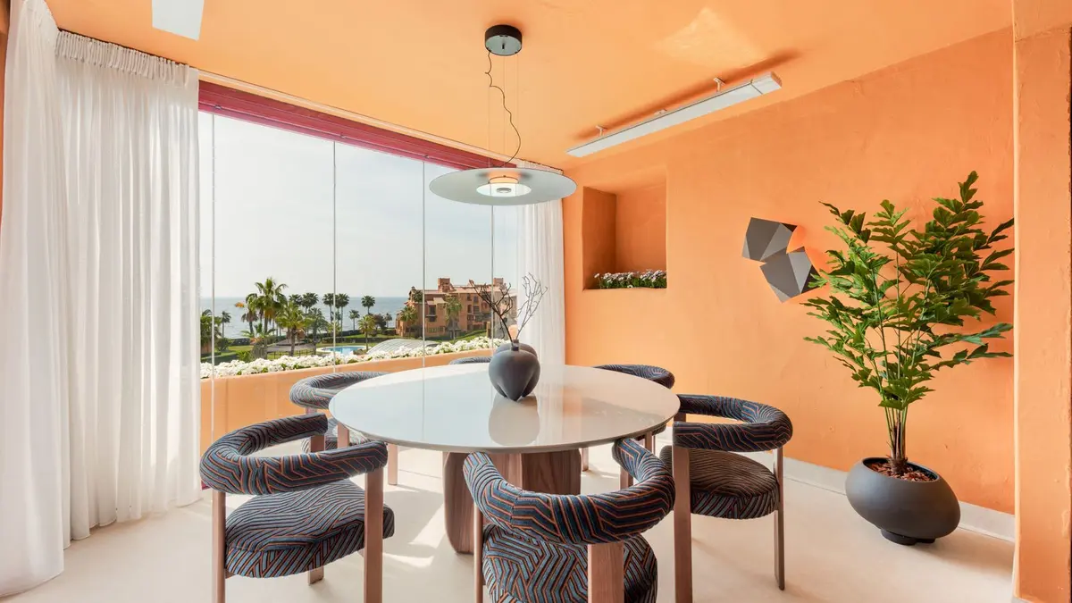 Middle Floor Apartment in Estepona