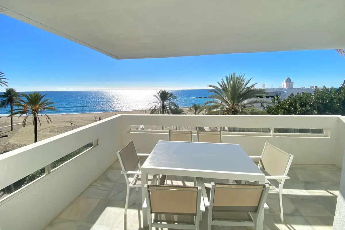 Middle Floor Apartment in Marbella