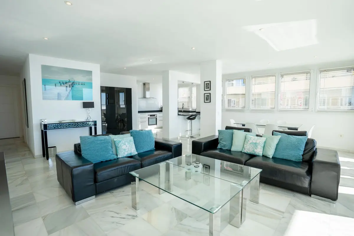 Middle Floor Apartment in Marbella
