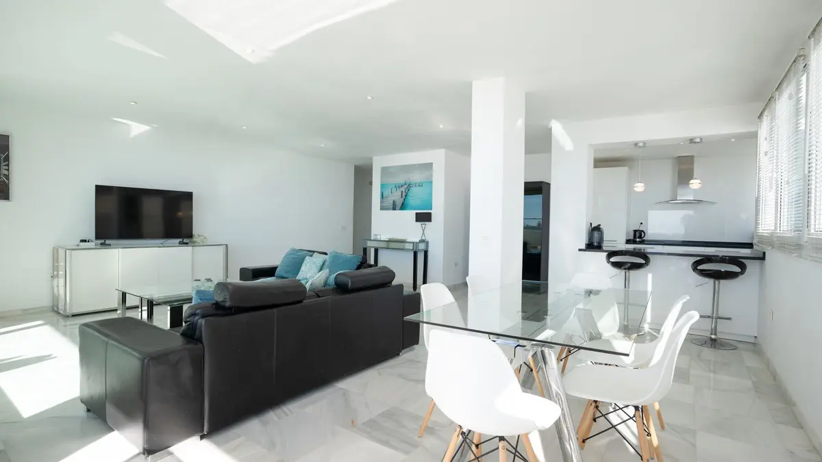 Middle Floor Apartment in Marbella