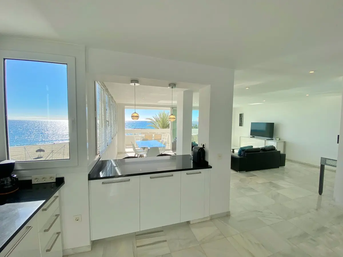 Middle Floor Apartment in Marbella