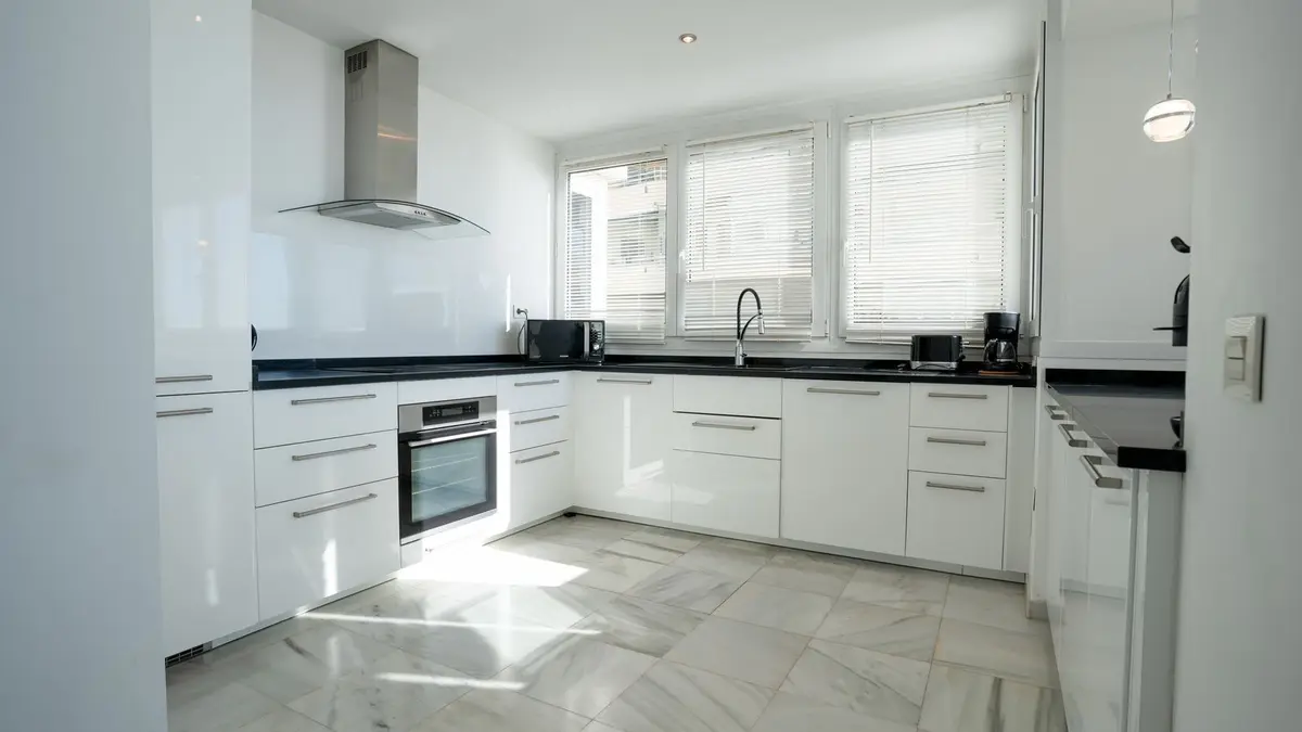 Middle Floor Apartment in Marbella