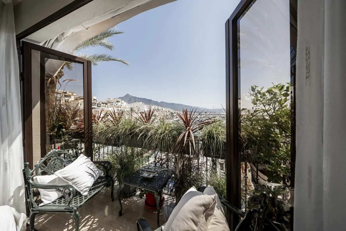 Duplex in Puerto Banús