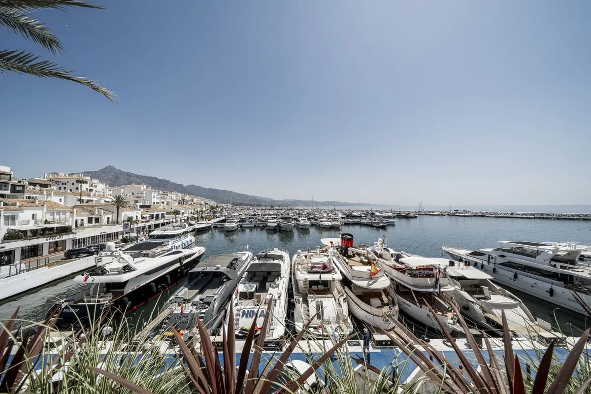Duplex in Puerto Banús