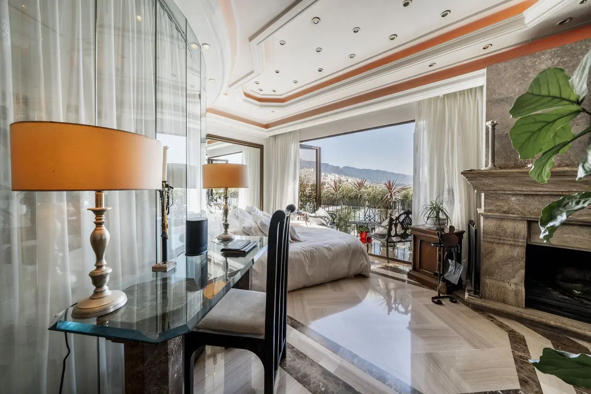 Duplex in Puerto Banús