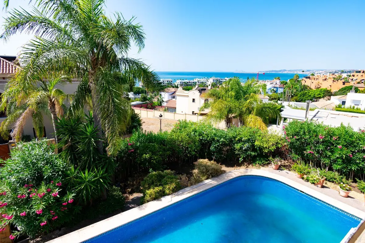 Detached Villa in Estepona