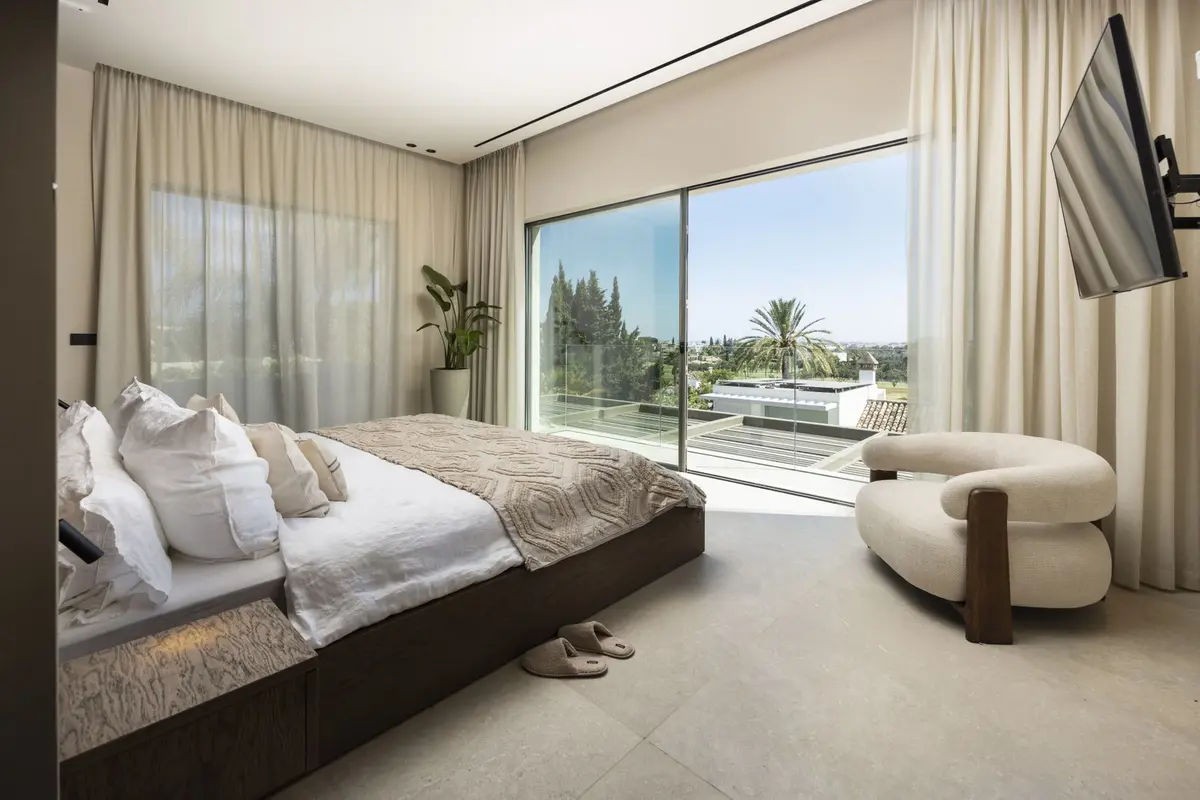 Detached Villa in Nueva Andalucía