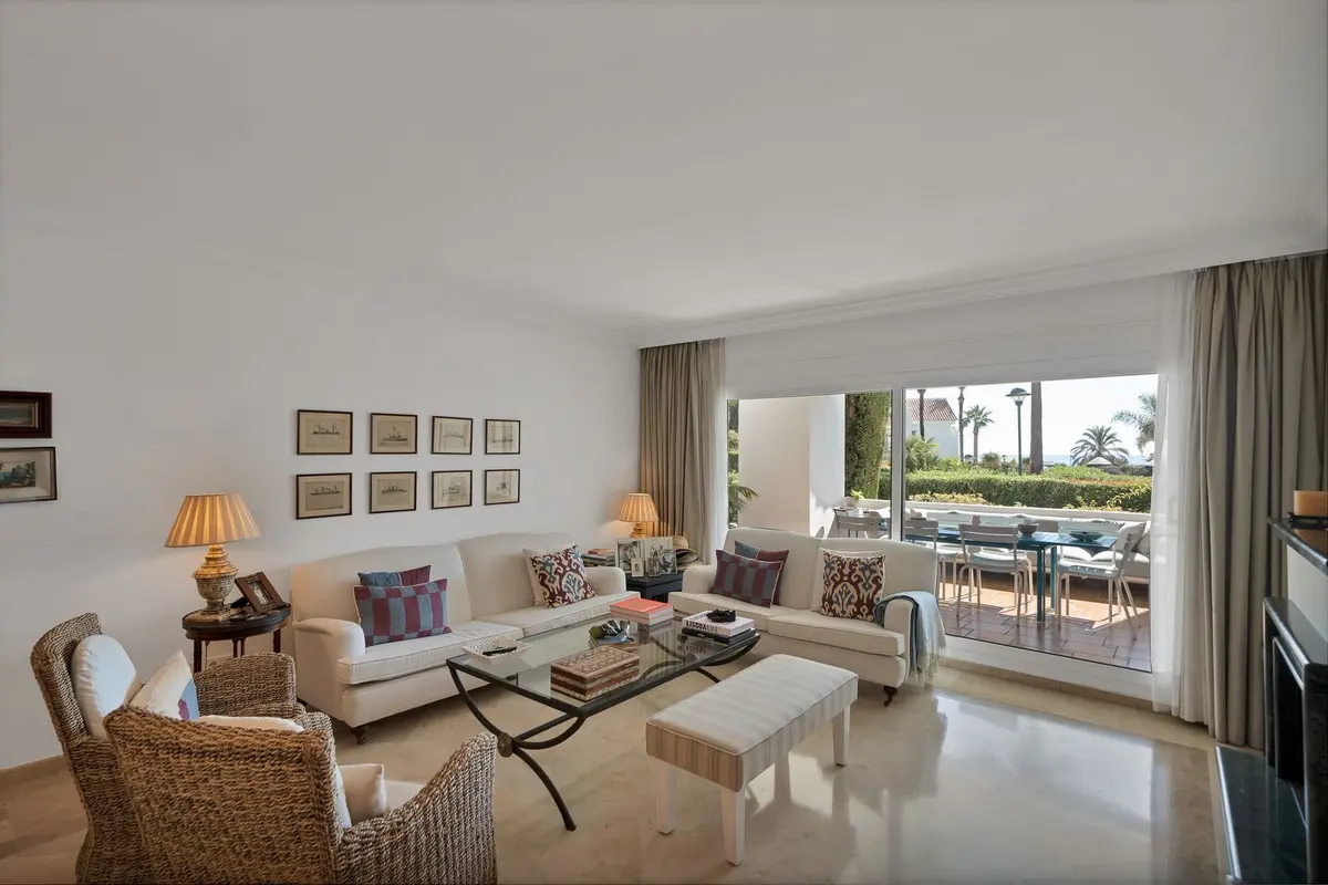 Ground Floor Apartment in Río Real